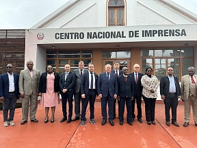 Encontro da delegação da Câmara Civil da Rússia com o Vice-Presidente da Comissão Nacional de Eleições de Moçambique