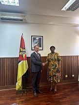 Encontro com Ministra dos Negócios Estrangeiros e Cooperação de Moçambique Encontro com Ministra dos Negócios Estrangeiros e Cooperação de Moçambique